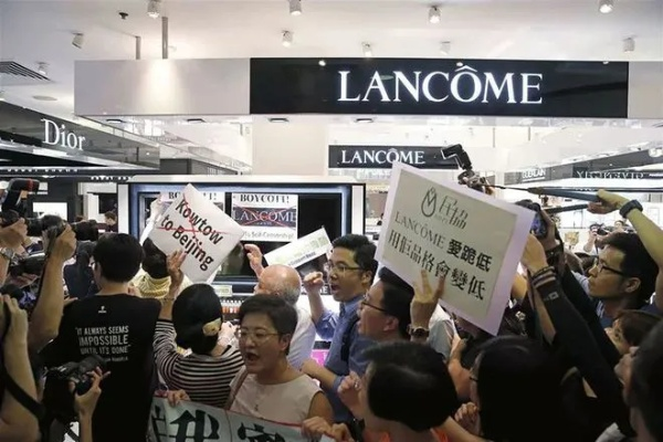 兰蔻事件，品牌危机引发公众反思